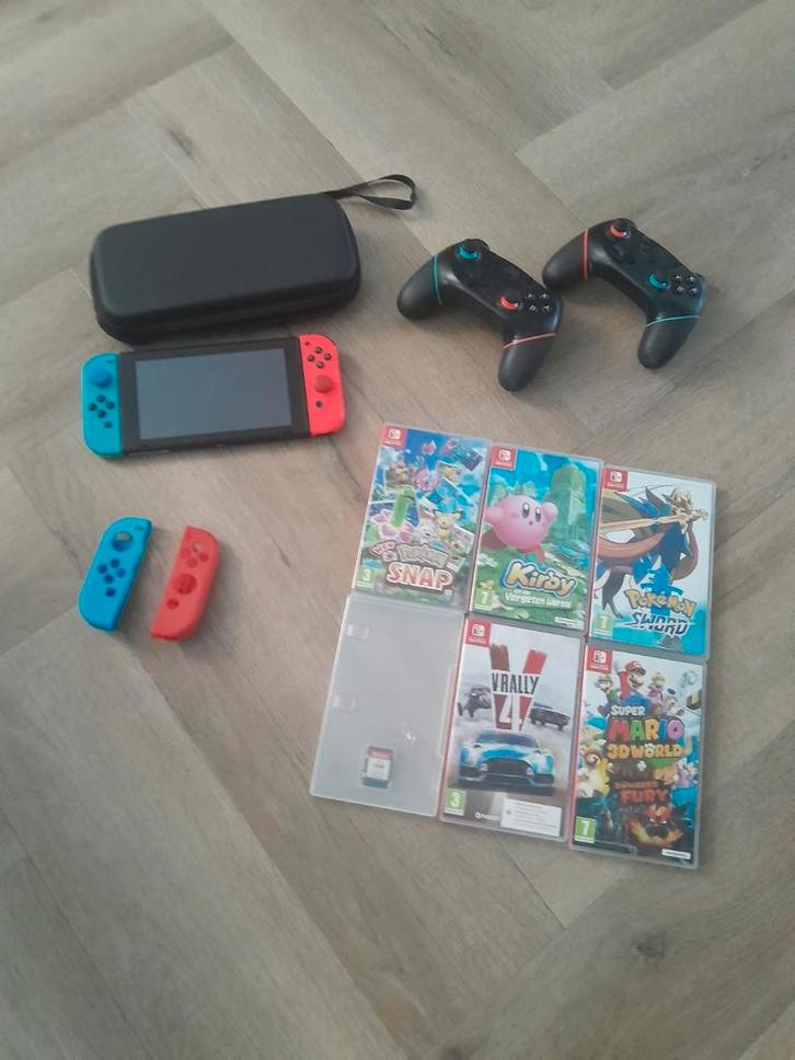 Nintendo switch, Spelcomputers en Games, Spelcomputers | Nintendo Switch, Zo goed als nieuw, Switch Original, Met 2 controllers