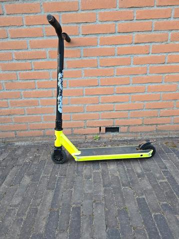 Oxelo stunt step beschikbaar voor biedingen