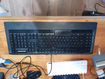 Gaming toestenboard  beschikbaar voor biedingen
