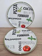 2 Sareva pizzaborden Italia, Huis en Inrichting, Ophalen, Zo goed als nieuw, Bord(en)