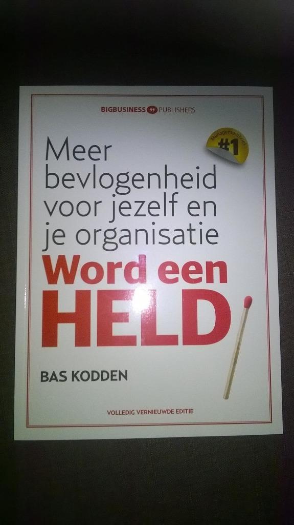 Word een held 9789491757310 nieuw, Boeken, Wetenschap, Nieuw, Overige wetenschappen, Ophalen of Verzenden