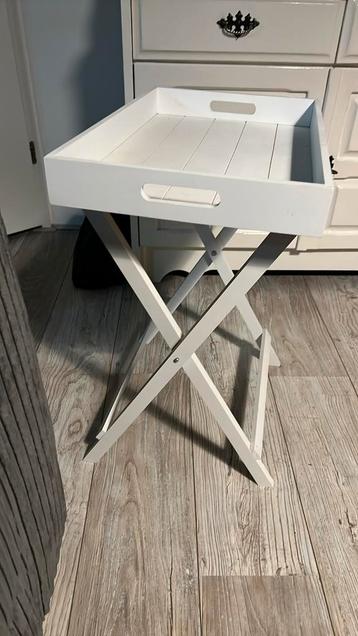 Witte Bijzettafel / Dienbladtafel beschikbaar voor biedingen