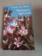 Corrie ten Boom - Vertrouw op God, Boeken, Ophalen of Verzenden, Zo goed als nieuw, Corrie ten Boom