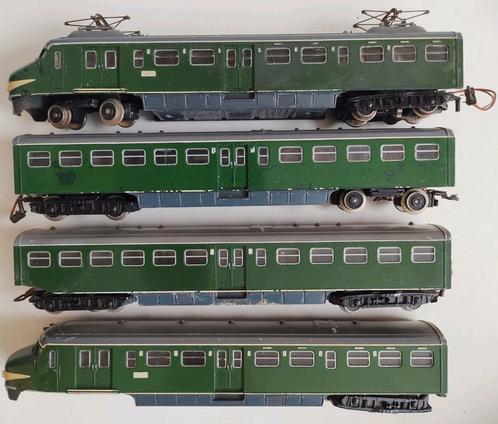 Trix Express vierdelige groene hondekop H0 analoog, Hobby en Vrije tijd, Modeltreinen | H0, Gebruikt, Treinset, Gelijkstroom, Trix