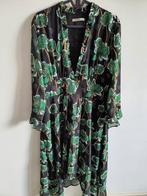 Typical Jill Zwarte Jurk met Groene Bloemen - Maat L, Zwart, Maat 42/44 (L), Ophalen of Verzenden, Zo goed als nieuw