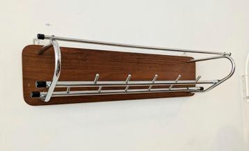 Vintage kapstok jaren 60 beschikbaar voor biedingen