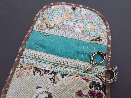 Naalden mapje Vintage naai etui., Hobby en Vrije tijd, Borduren en Borduurmachines, Nieuw, Borduurpakket, Ophalen of Verzenden