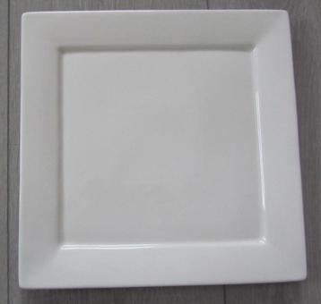 Witte platte schaal/ bord (24,5 x 24,5 cm) - nieuw beschikbaar voor biedingen