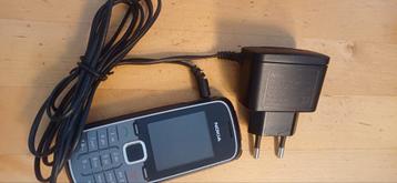 Nokia telefoon.  beschikbaar voor biedingen