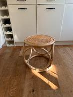 Rotan Tafel / Bijzettafel, Huis en Inrichting, Tafels | Bijzettafels, Minder dan 55 cm, Gebruikt, Rond, Ophalen