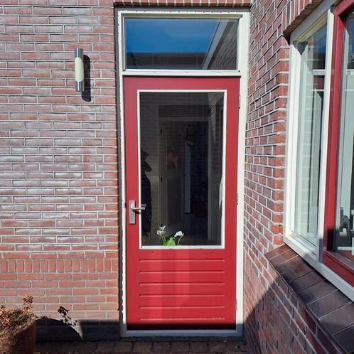 Diverse hardhouten kozijnen en deuren., Doe-het-zelf en Verbouw, Kozijnen en Schuifpuien, Gebruikt, Deurkozijn, Hout, 75 tot 150 cm