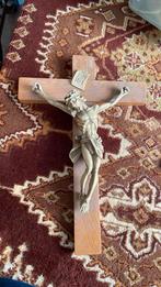 Houten kruisbeeld met keramieke Jezus figuur, Ophalen, Gebruikt, Beeld(je), Christendom | Katholiek