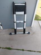 Altrex uitschuif ladder, Ophalen of Verzenden, Zo goed als nieuw, 4 meter of meer