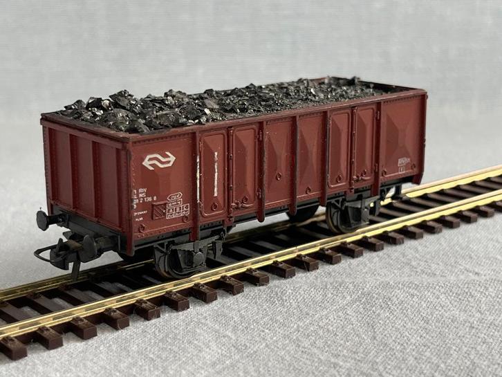 Roco NS hoge bakwagen met lading, Hobby en Vrije tijd, Modeltreinen | H0, Gebruikt, Wagon, Gelijkstroom, Roco, NS, Ophalen of Verzenden