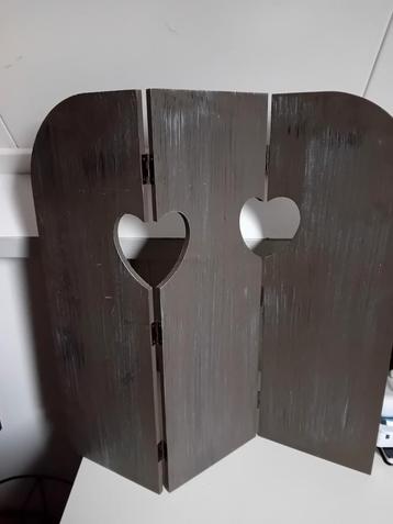 Vensterbank Rekje met Hartjes beschikbaar voor biedingen