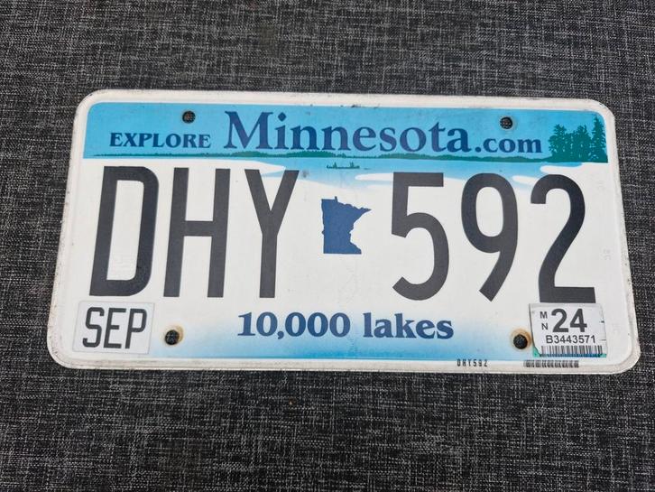 Kentekenplaat Minnesota USA Nummerplaat nummerbord License V, Verzamelen, Automerken, Motoren en Formule 1, Gebruikt, Auto's, Ophalen of Verzenden