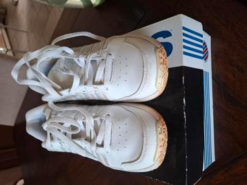 Kswiss tennisschoenen maat 39 snelsluiting buitenschoenen  beschikbaar voor biedingen