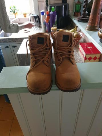 Kappa wandelschoenen.  beschikbaar voor biedingen