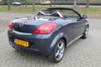 Opel Tigra TwinTop 1.4-16V Temptation, Airco, Leder, Nap, Gebruikt, 4 cilinders, Cabriolet, 49 €/maand