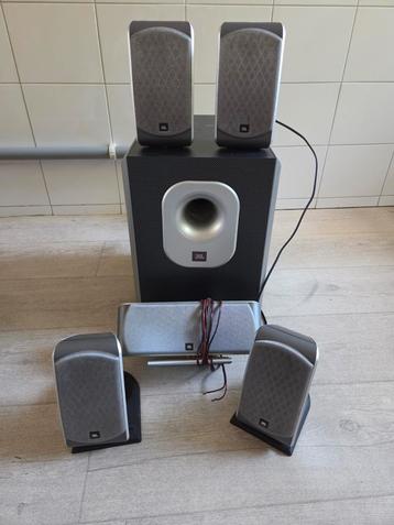 Speakers set jbl sub200/230 beschikbaar voor biedingen