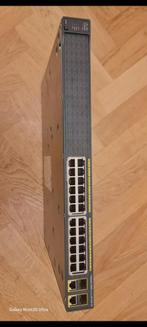 Cisco 2960 24 Poorts Switch – Betrouwbare Netwerkoplossing!, Ophalen of Verzenden, Zo goed als nieuw