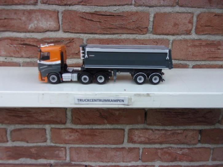 WSI  Iveco  S - Way  As  Baggersbedrijf  Midden - Nederland., Hobby en Vrije tijd, Modelauto's | 1:50, Nieuw, Bus of Vrachtwagen