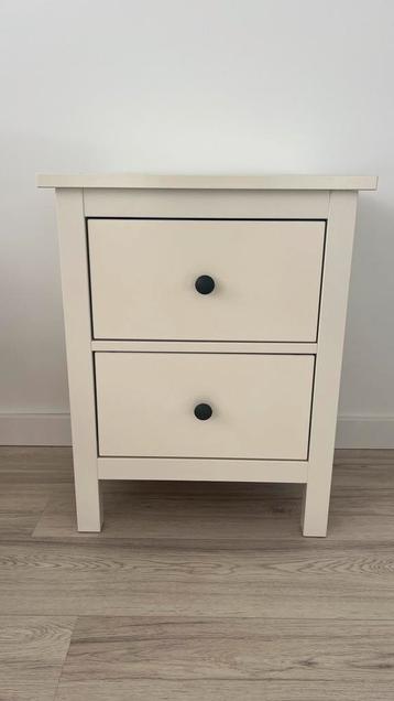 Hemnes nachtkasje wit van Ikea