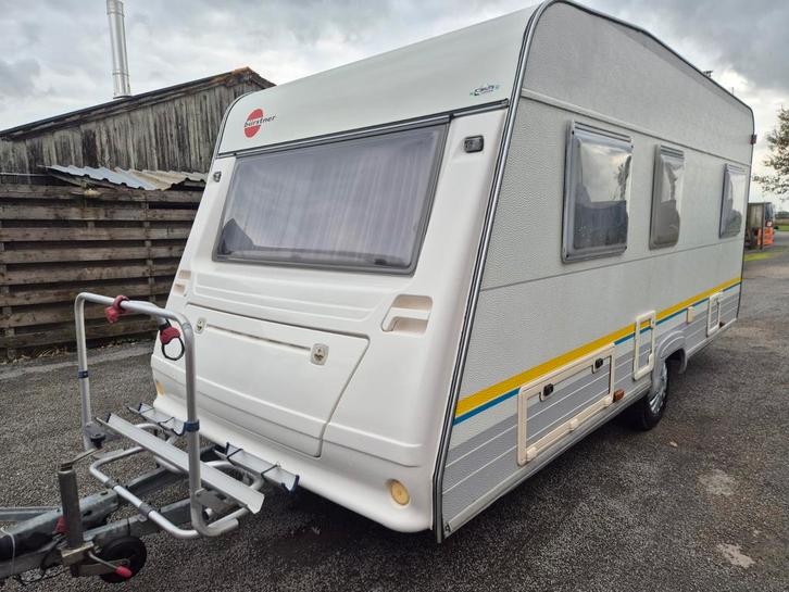 Burstner 430 TK Ventana, Rondzit, Vastbed,Fietsendragers, Caravans en Kamperen, Caravans, Bedrijf, tot en met 4, 750 - 1000 kg