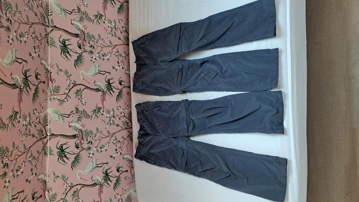 Te koop 1 donker blauwe afritsbroek, Kinderen en Baby's, Kinderkleding | Maat 140, Zo goed als nieuw, Jongen of Meisje, Broek