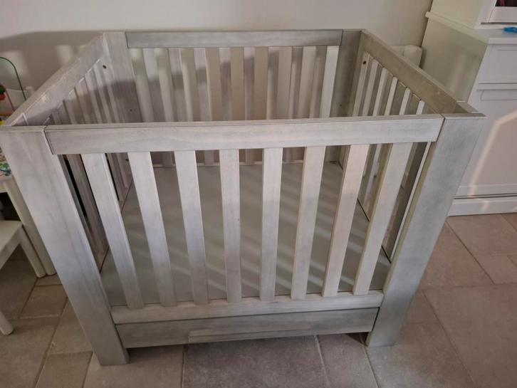 White wash box., Kinderen en Baby's, Boxen, Gebruikt, In hoogte verstelbaar, Boxkleed, Lade, Ophalen