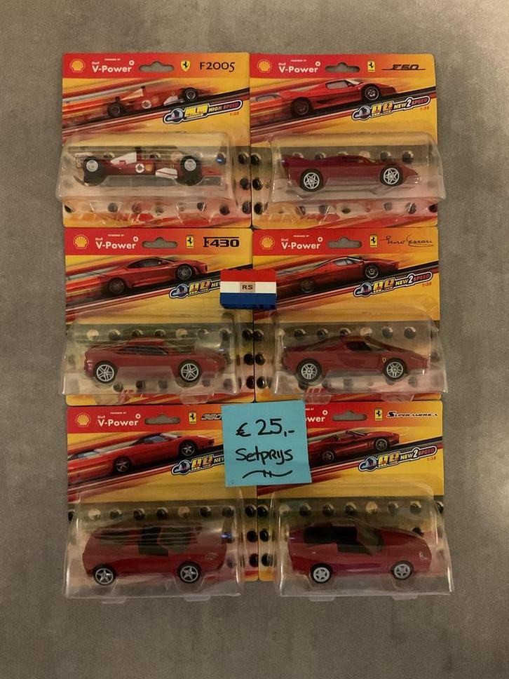 Shell Ferrari V-Power - 6 stuks Hot Wheels 1:38 - Nieuw, Hobby en Vrije tijd, Modelauto's | Overige schalen, Nieuw, Auto, Ophalen of Verzenden
