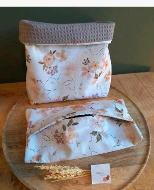 Luiermandje en doekjeshoes 'Bloem • Handgemaakt Nieuw, Kinderen en Baby's, Badjes en Verzorging, Nieuw, Ophalen of Verzenden