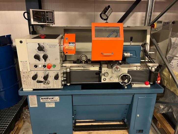 Draaibank Narvik CD 330J Nieuw! Showroommodel Stuntprijs, Doe-het-zelf en Verbouw, Draaibanken, Nieuw, Metaaldraaibank, 500 tot 1000 mm