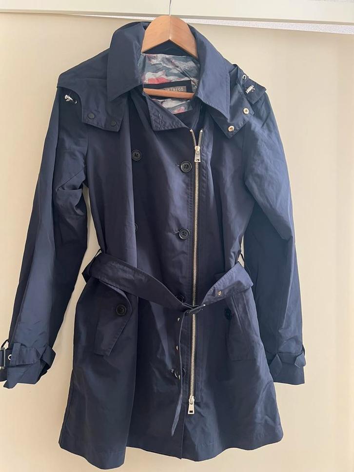 Hetregó mooie jas/ maat 40, Kleding | Dames, Jassen | Zomer, Zo goed als nieuw, Maat 38/40 (M), Blauw, Verzenden