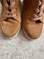 Suede korte laarsjes met sleehak., Bruin, Lage of Enkellaarzen, Ophalen of Verzenden, Gedragen