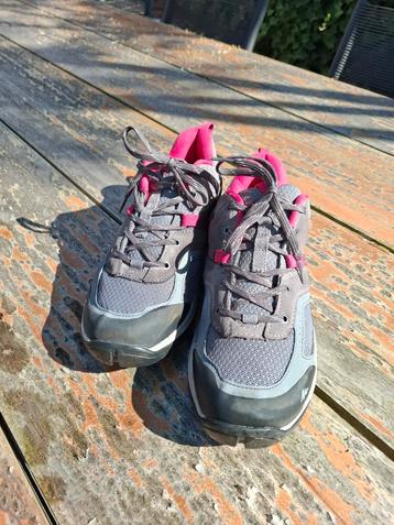 Wandelschoenen maat 39 in zeer goede conditie  beschikbaar voor biedingen