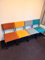 4 leuke eetkamer stoelen, Ophalen, Gebruikt