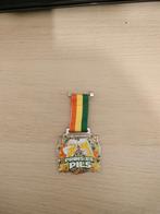 Carnavals speldje/pin, Ophalen of Verzenden, Zo goed als nieuw, Staal