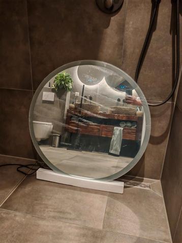 Badkamer spiegel 80cm met verwarming en verlichting beschikbaar voor biedingen