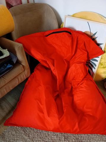 Rode Zitzak met Afneembare Hoes beschikbaar voor biedingen