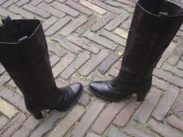 GRATIS VERZENDEN STOERE ZWART BRUINE LEREN SENDRA LAARZEN 39 beschikbaar voor biedingen