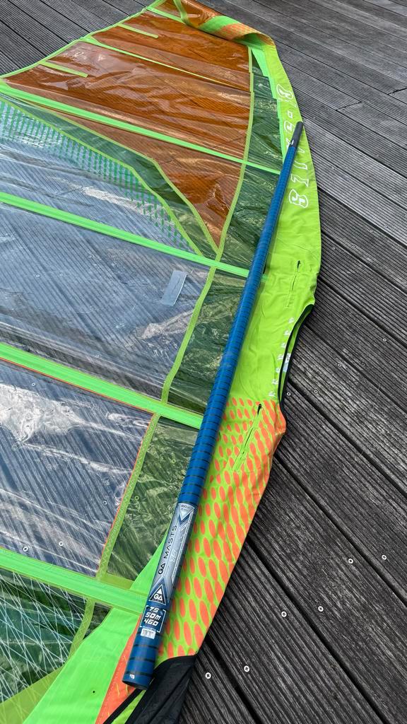 Windsurf Zeil 7.5 Gaastra Cosmic + Gaastra 460cm 75% mast, Watersport en Boten, Windsurfen, Gebruikt, Zeil, 7 m² of meer, Ophalen
