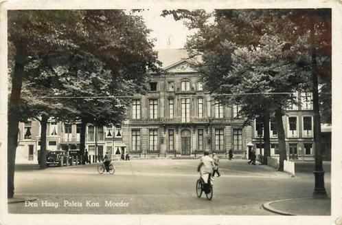 (301-014-027) Den Haag Paleis Kon Moeder, Verzamelen, Ansichtkaarten | Nederland, Zuid-Holland, Verzenden