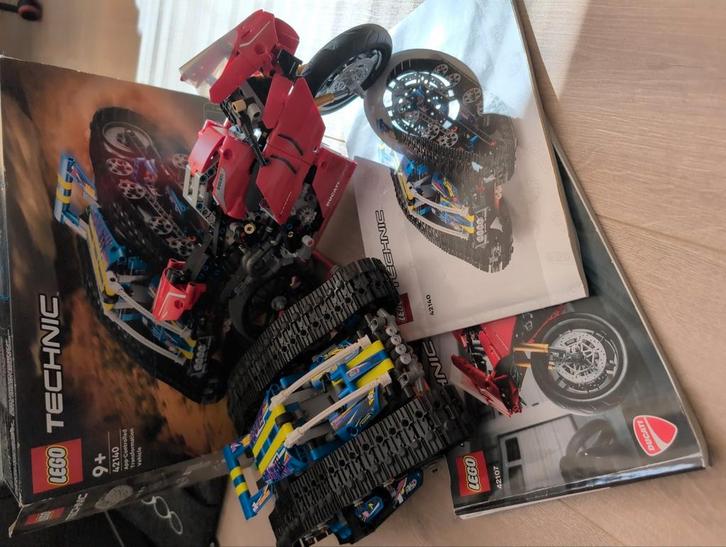 Lego 42140 & 42107, Kinderen en Baby's, Speelgoed | Duplo en Lego, Zo goed als nieuw, Ophalen of Verzenden