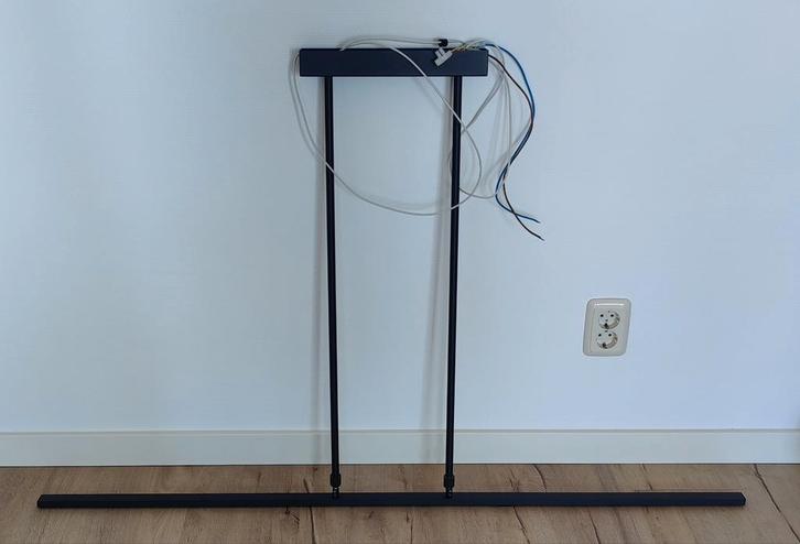 Moderne Hanglamp / Eettafellamp LED dimbaar Zwart 130 cm., Huis en Inrichting, Lampen | Hanglampen, Zo goed als nieuw, 75 cm of meer