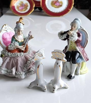 ORIGINEEL DRESDEN KANTPORSELEINEN MINIATUURBEELDJES beschikbaar voor biedingen