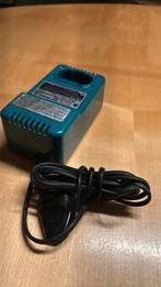 Makita acculader, Ophalen of Verzenden, Gebruikt