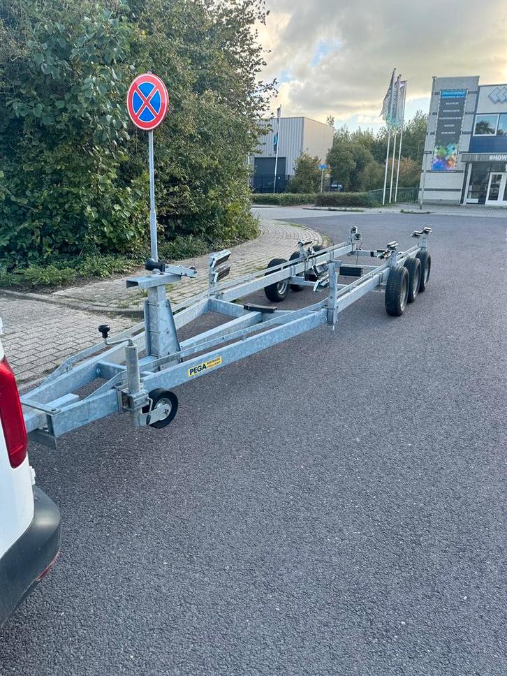 3 Asser Pega stallingstrailer voor 8 meter boot, Watersport en Boten, Boottrailers, Zo goed als nieuw, Sloepentrailer, 1500 tot 3000 kg