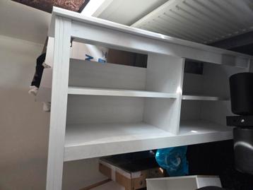Ikea brusali tv meubel  beschikbaar voor biedingen