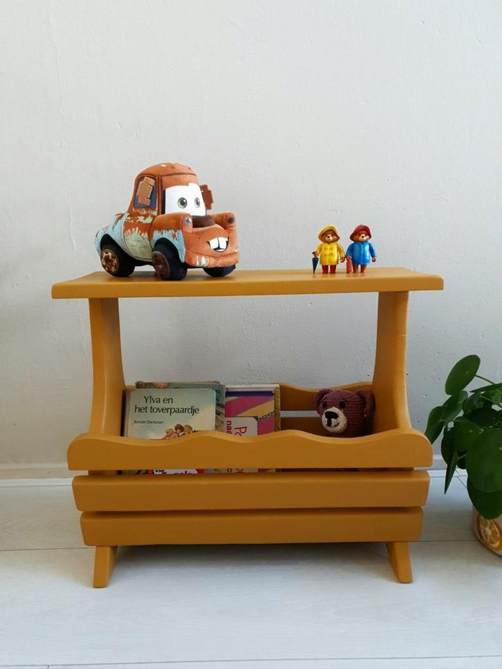 Vintage Eiken Lectuurbak - Handgemaakt '82, Eindhoven, Huis en Inrichting, Kasten | Boekenkasten, Zo goed als nieuw, Ophalen